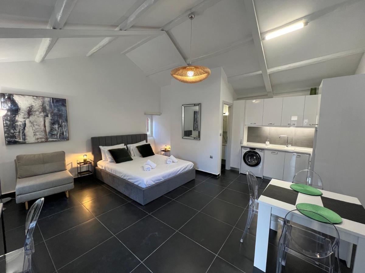 I&A Garitsa Studio Corfu  ภายนอก รูปภาพ