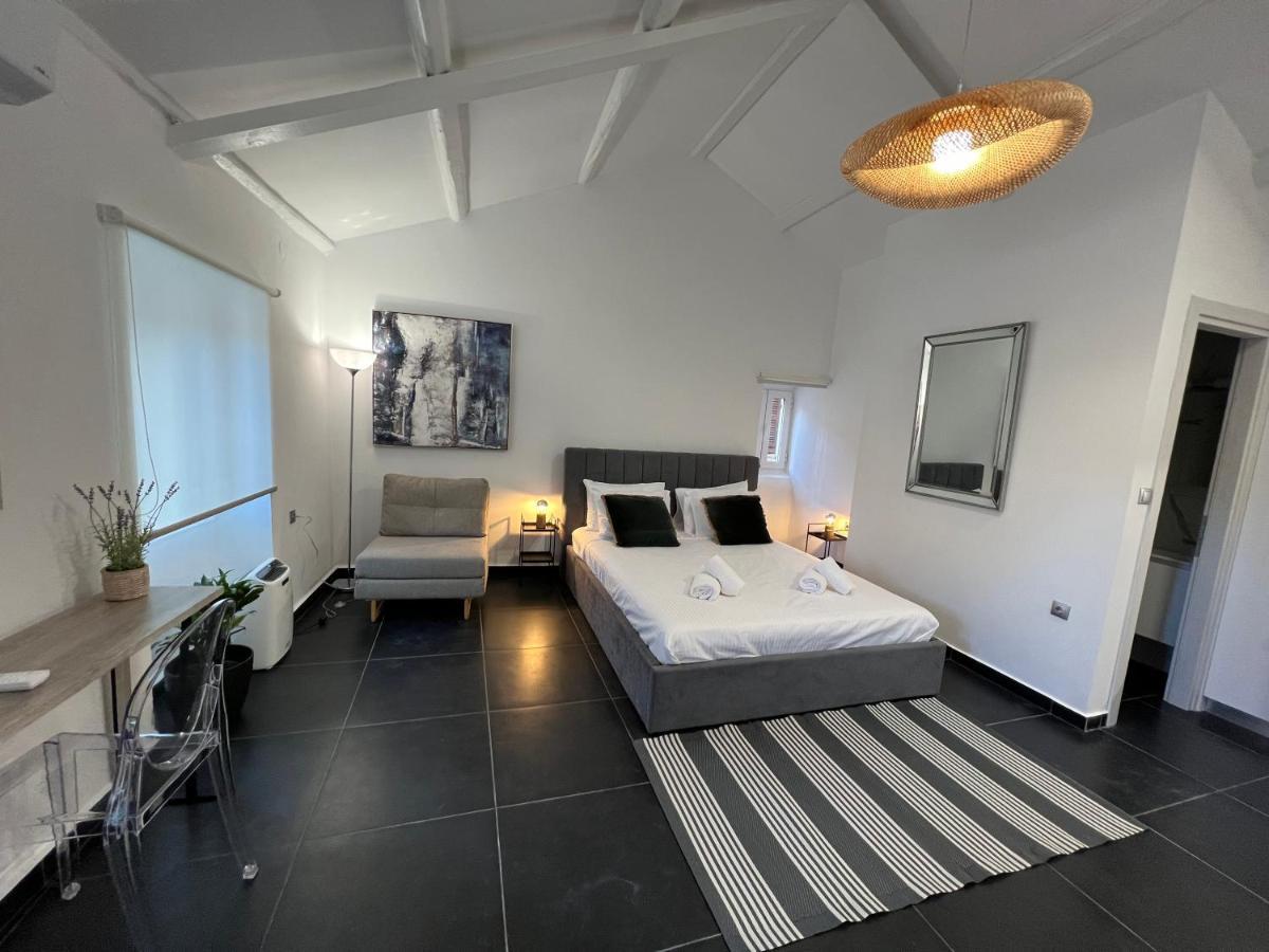 I&A Garitsa Studio Corfu  ภายนอก รูปภาพ